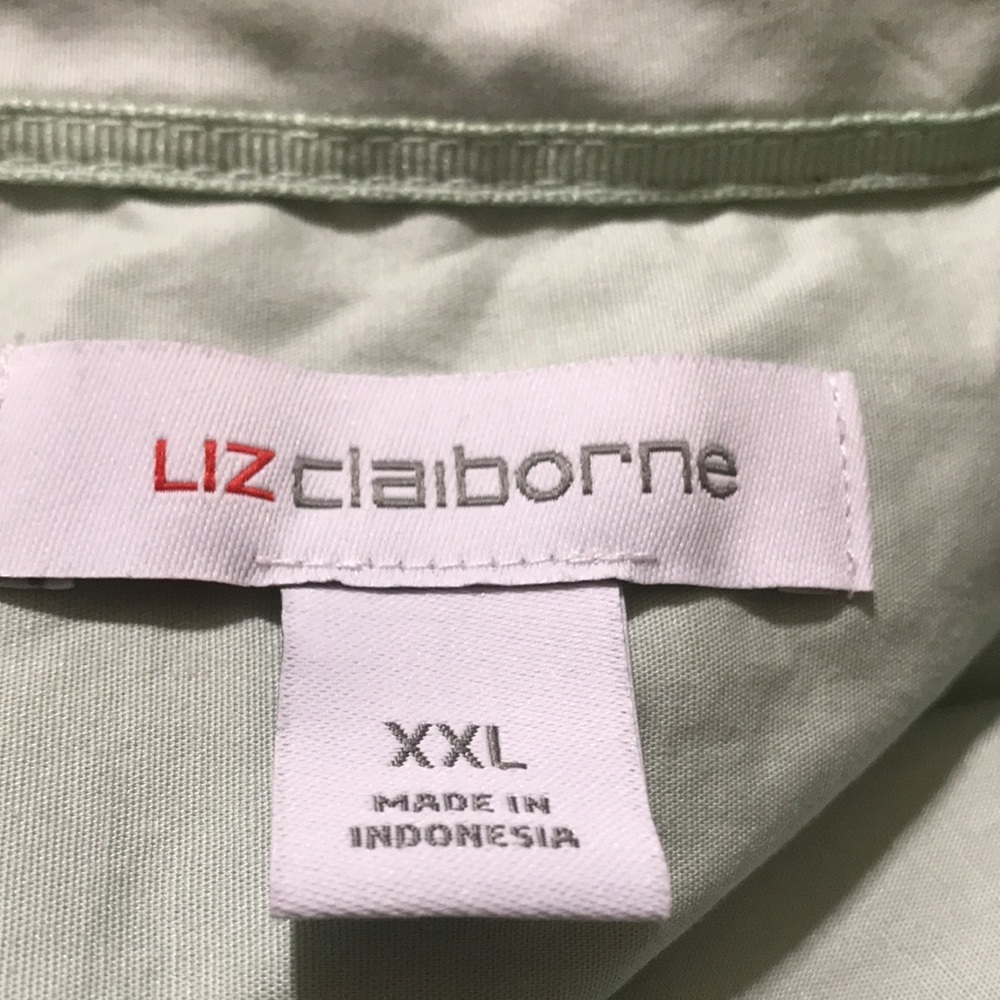 Liz Claiborne short sleeve shirt. NWOT - Picture 4 of 6